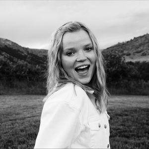 Meet your Posher, Mary Elizabeth